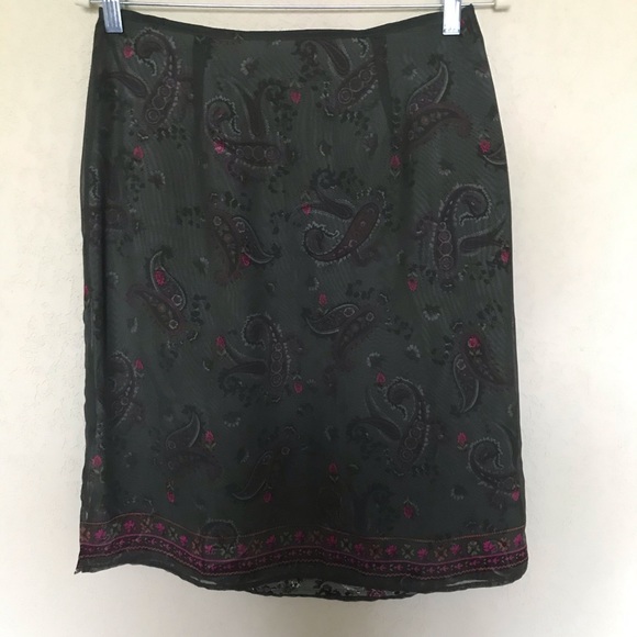 Apostrophe Sheer Overlay Pencil Skirt Paisley - Picture 2 of 8